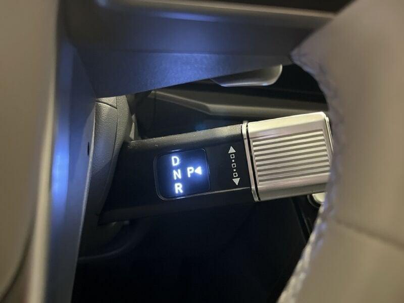 Hyundai Santa Fe VI 2024 1.6 t-gdi hev Business 2wd 5p.ti at