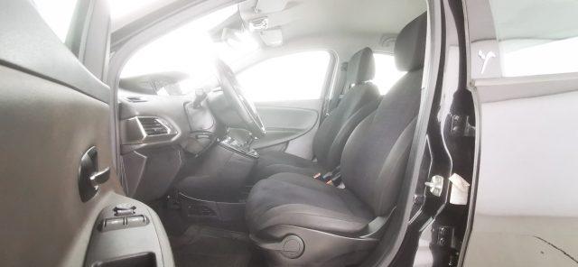 LANCIA Ypsilon 1.2 69 CV 5 porte Gold