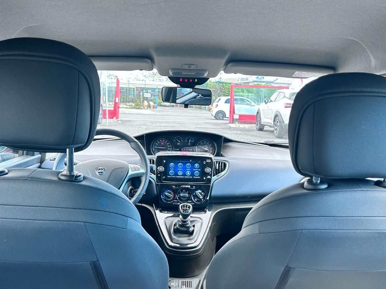Lancia Ypsilon 1.0 FireFly 5 porte S&S Hybrid Gold Plus