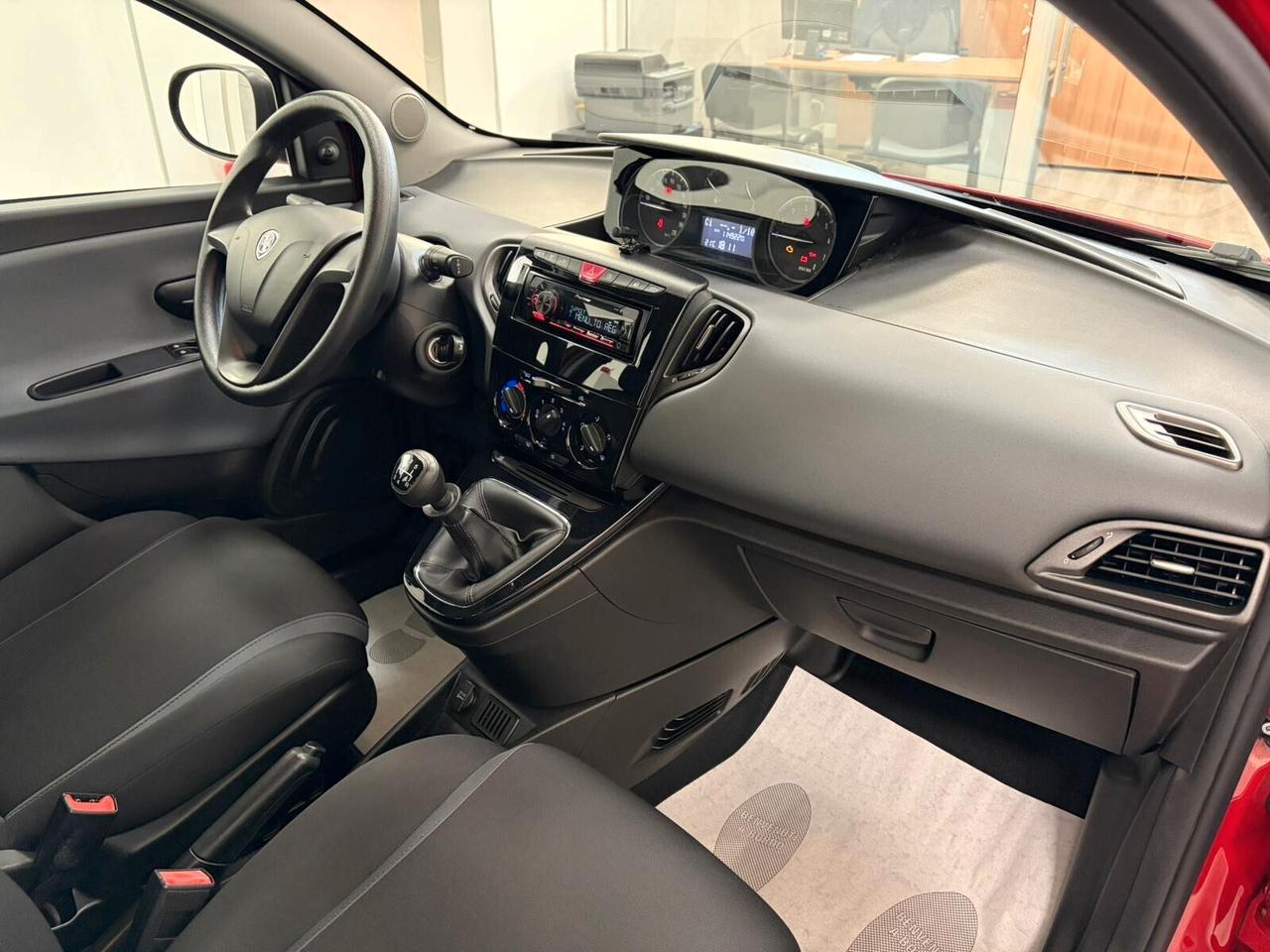 Lancia Ypsilon 1.2 Silver 69cv unico proprietario