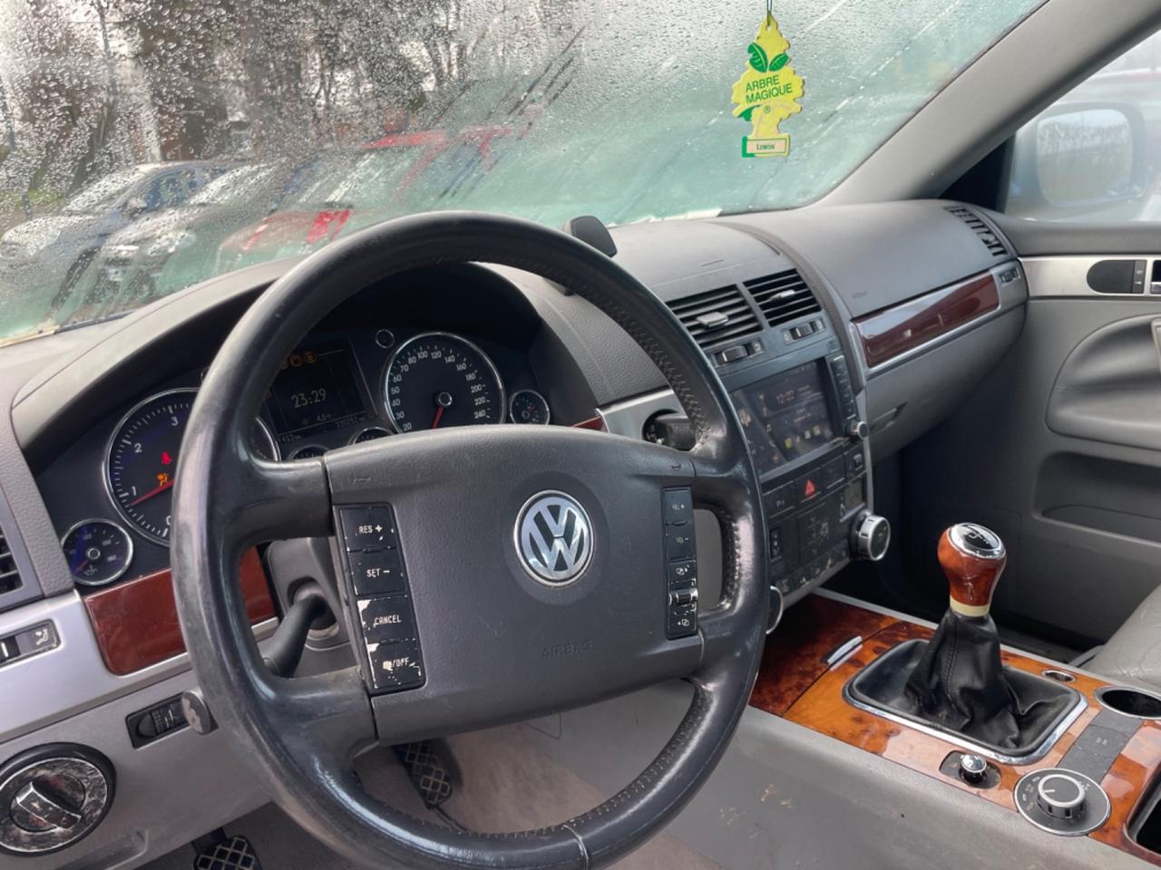 Volkswagen Touareg 2.5 R5 TDI solo commerciati