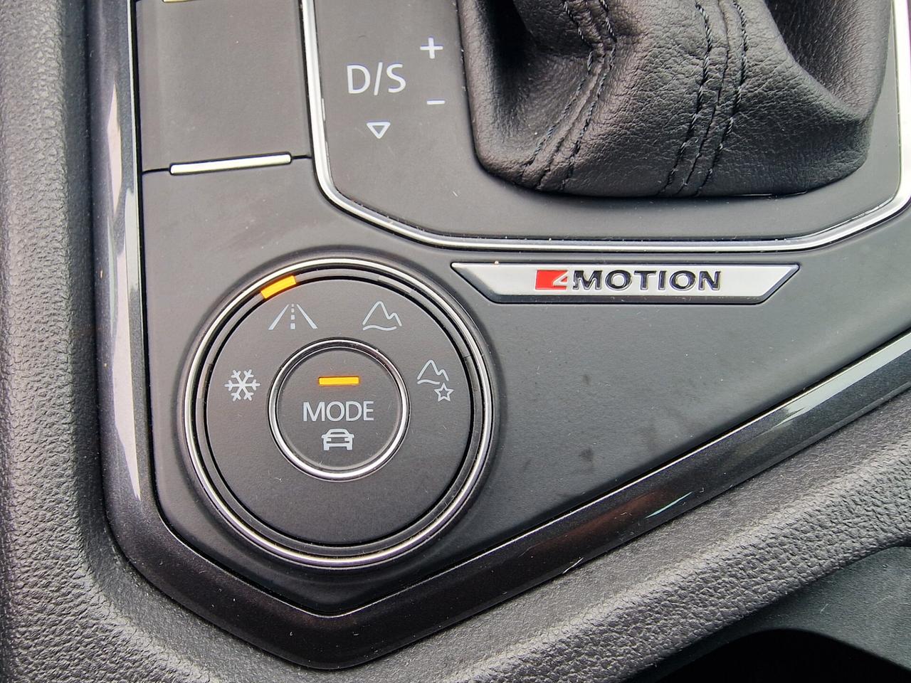 Volkswagen Tiguan 2.0 TDI SCR DSG 4MOTION Business BMT