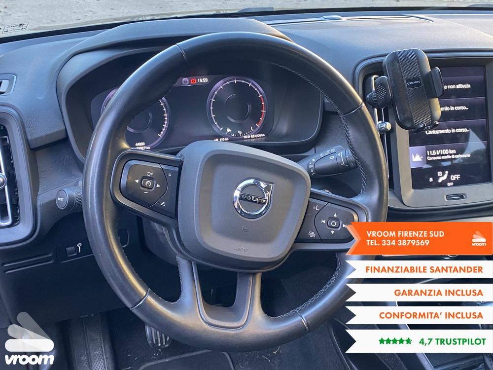 VOLVO XC40 (2017-->) XC40 T2 Momentum Pro