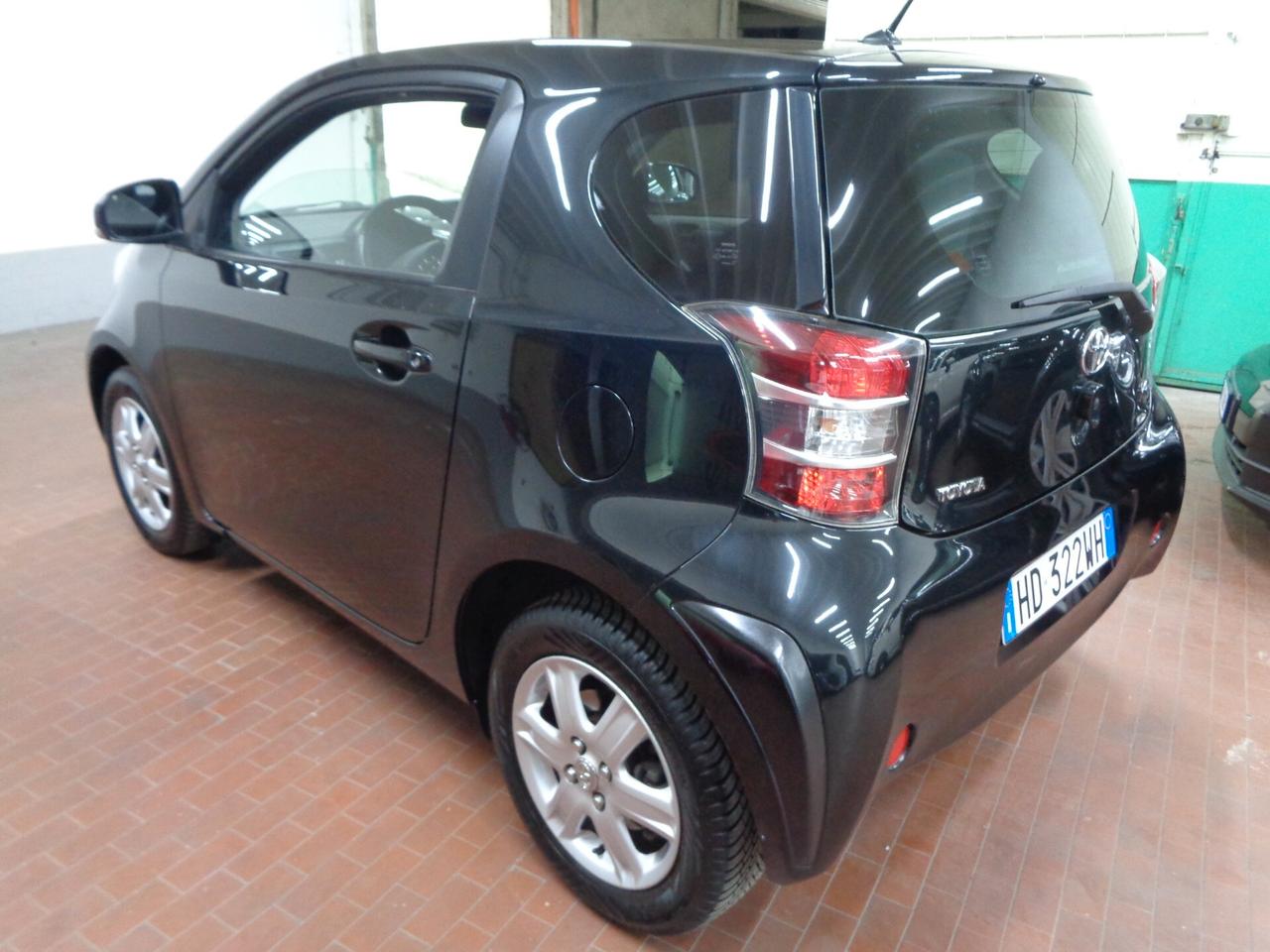 Toyota iQ 1.0 Sol