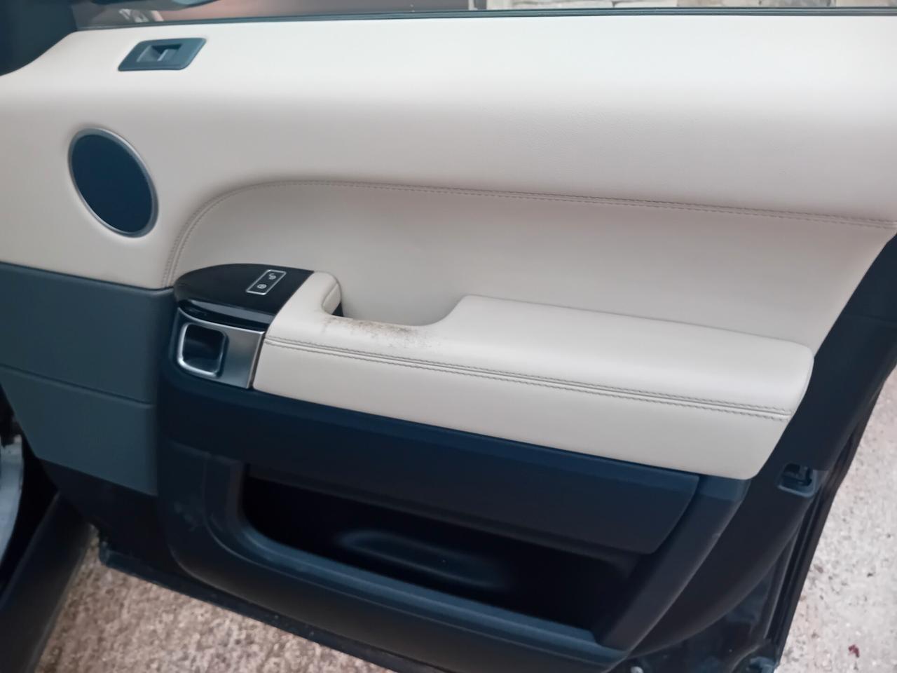 Land Rover Range Sport 3.0 TDV6 HSE Dynamic