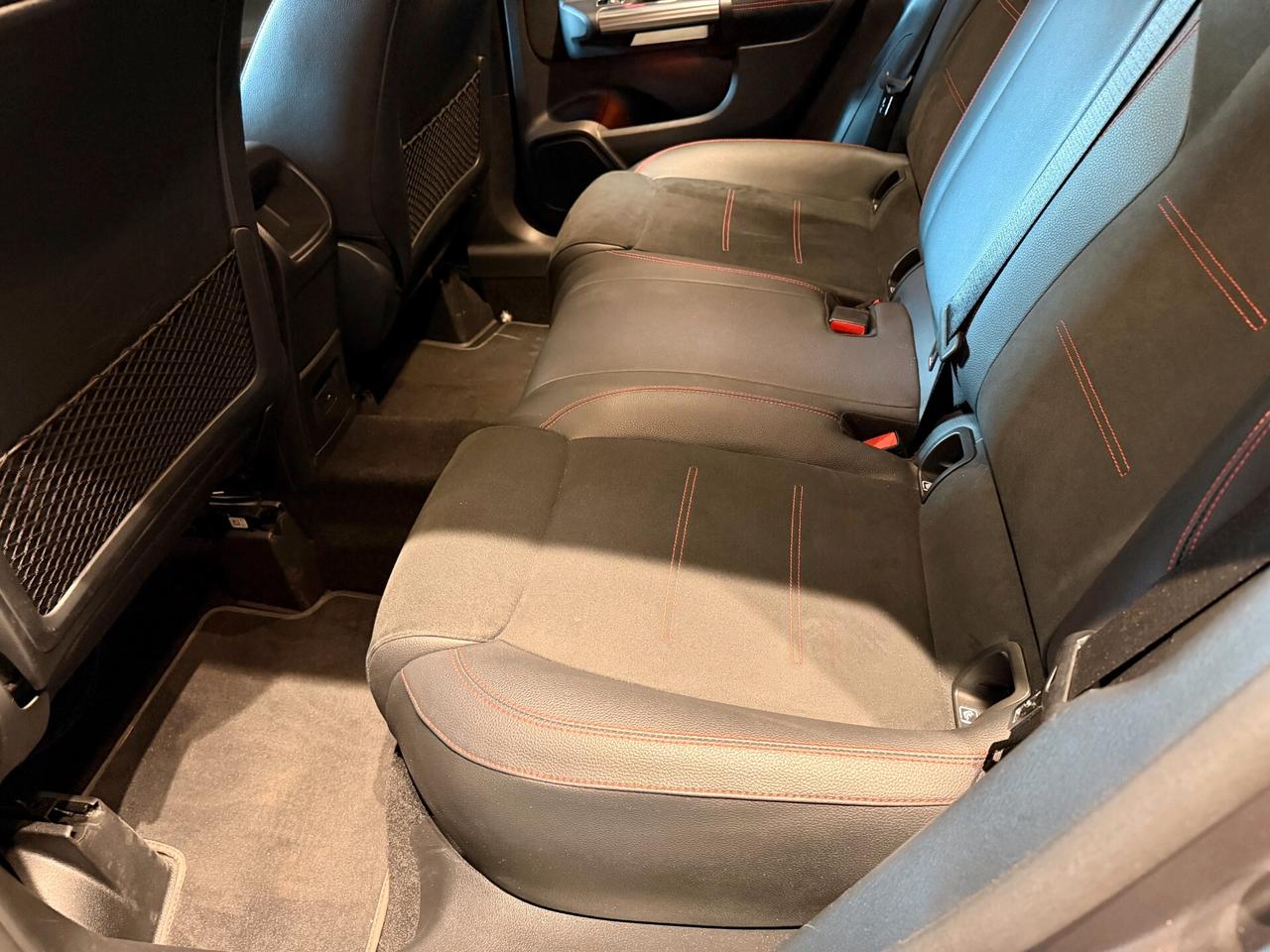 Mercedes-benz GLA 200 d Automatic Premium AMG Line