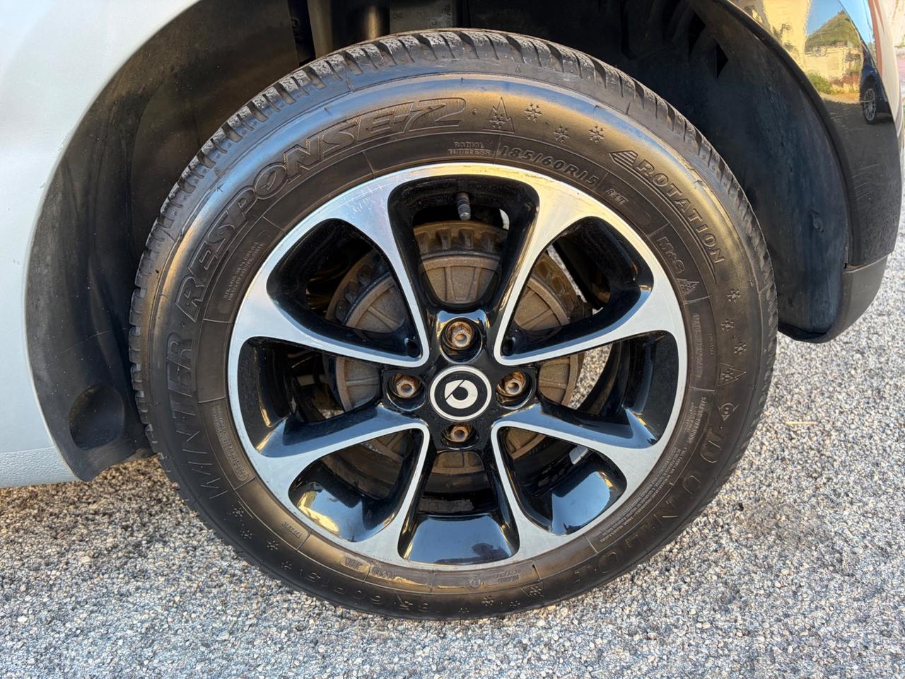 Smart ForFour 70 1.0 Passion ideale per neopatentati