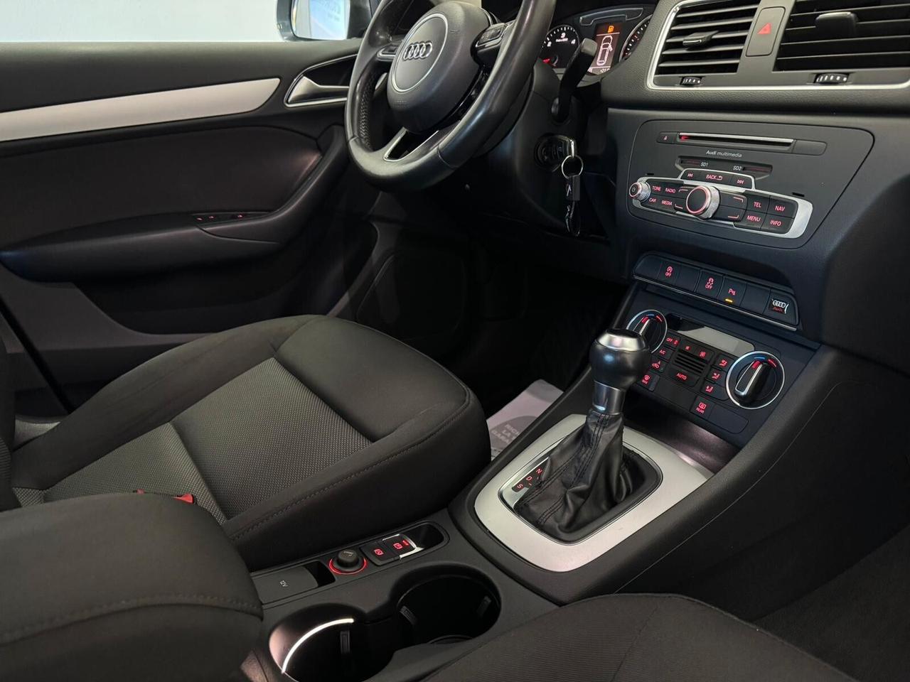 Audi Q3 2.0 TDI 120 CV Sport