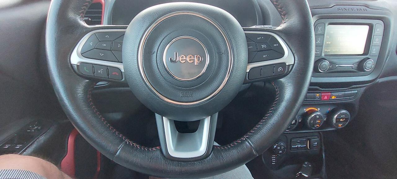 RENEGADE 2,0 DIESEL 170 CV 4X4 CAMBIO AUTOMATICO TRAILHAWK LEGA TELEFONO IMPECCABILE