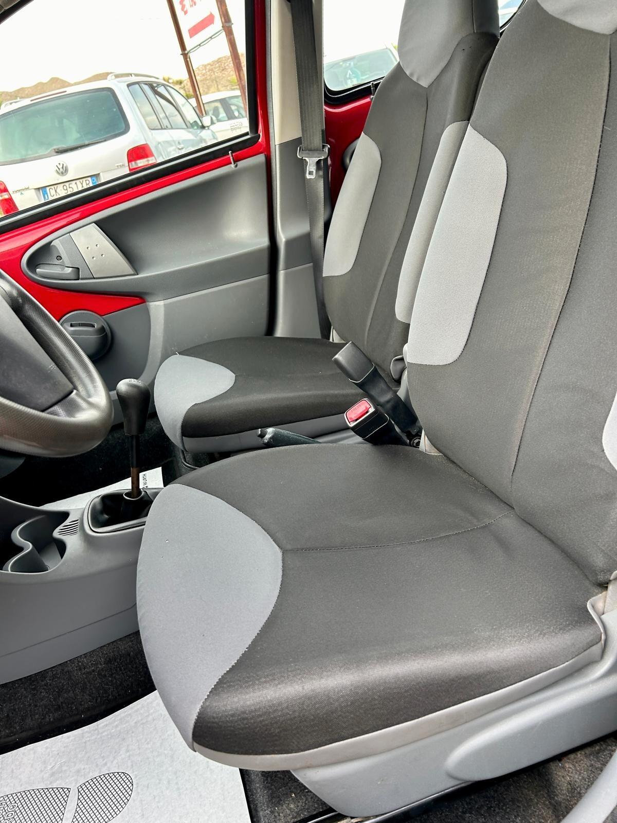 Peugeot 107 1.0 68CV 5P ALLURE (50kw) - ok neopatentato