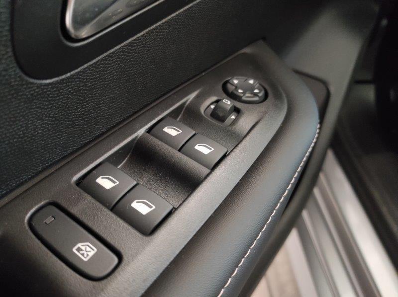 PEUGEOT 208 2ª serie - 208 PureTech 75 Stop&Start 5 porte Style