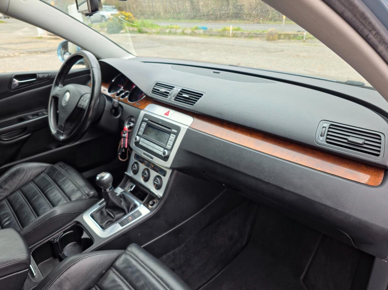 Volkswagen Passat 2.0 TDI DPF Var. Highline 2008-E4 Manuale NEO