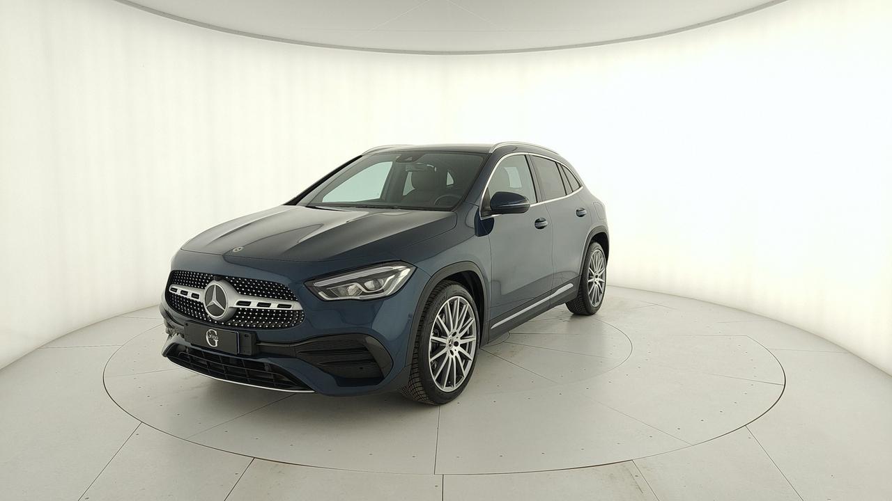 Mercedes-Benz GLA 200 d Premium auto