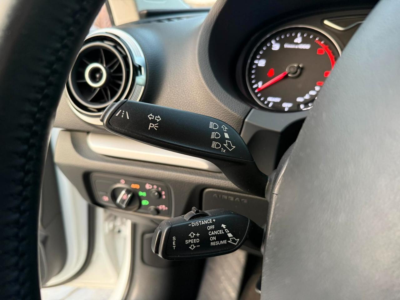 Audi A3 -SPORTBACK- 1.6 Tdi -SEDILI SPORTIVI-