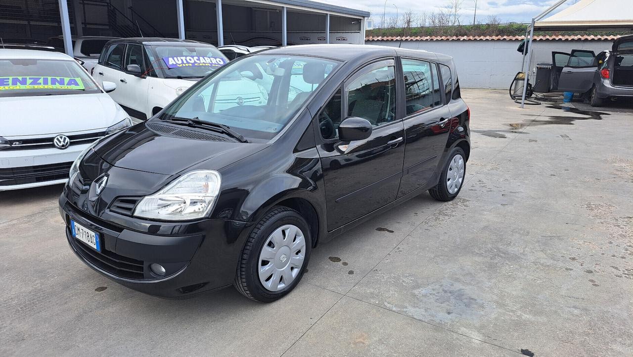 Renault Modus Grand Modus 1.2 16V TCE