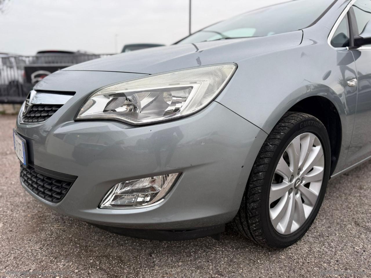 OPEL Astra 1.4 100 CV ST Cosmo