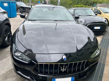 Maserati Ghibli V6 Diesel 275 CV Nerissimo Edition