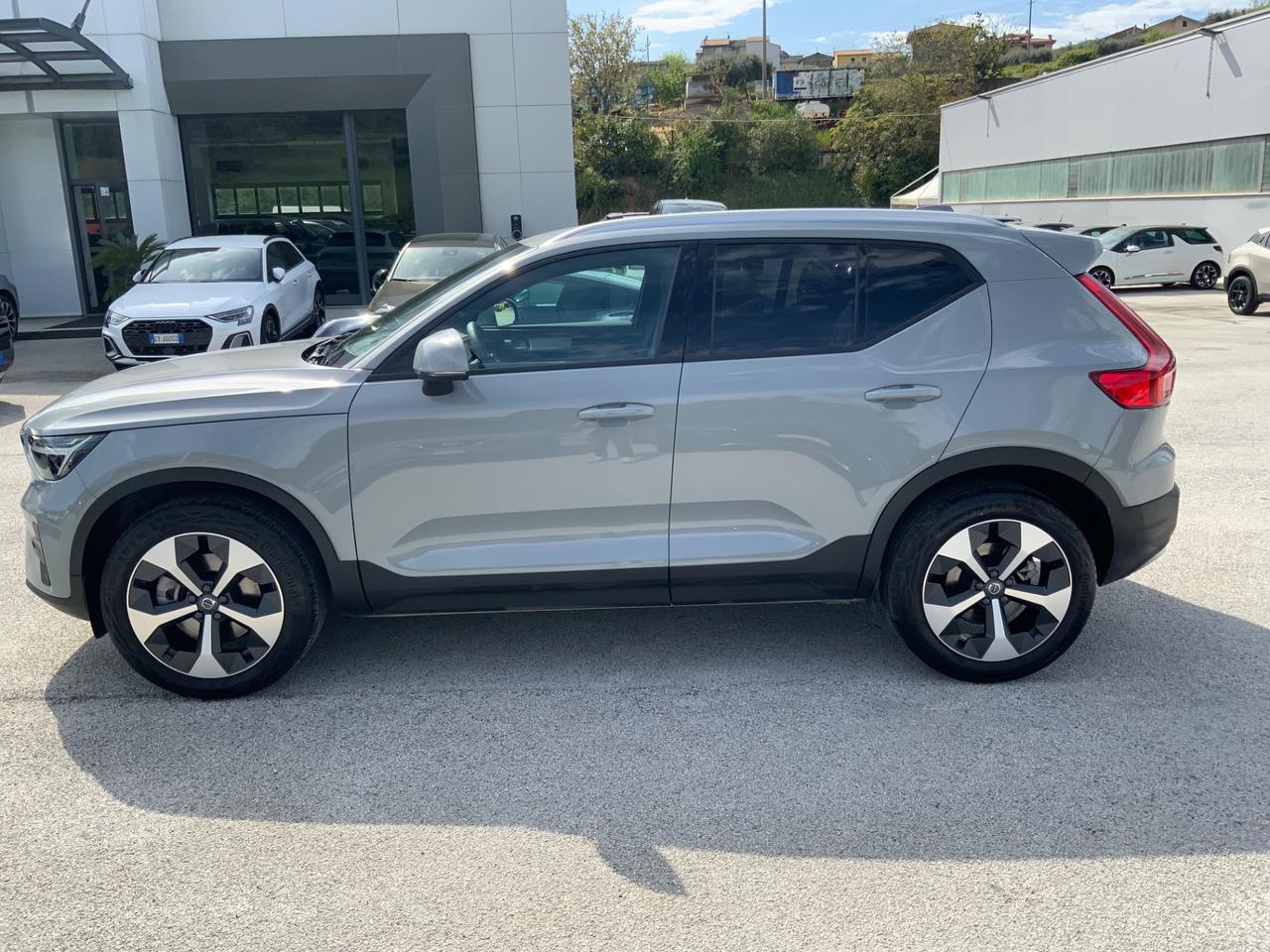 Volvo XC40 B3 automatico Core