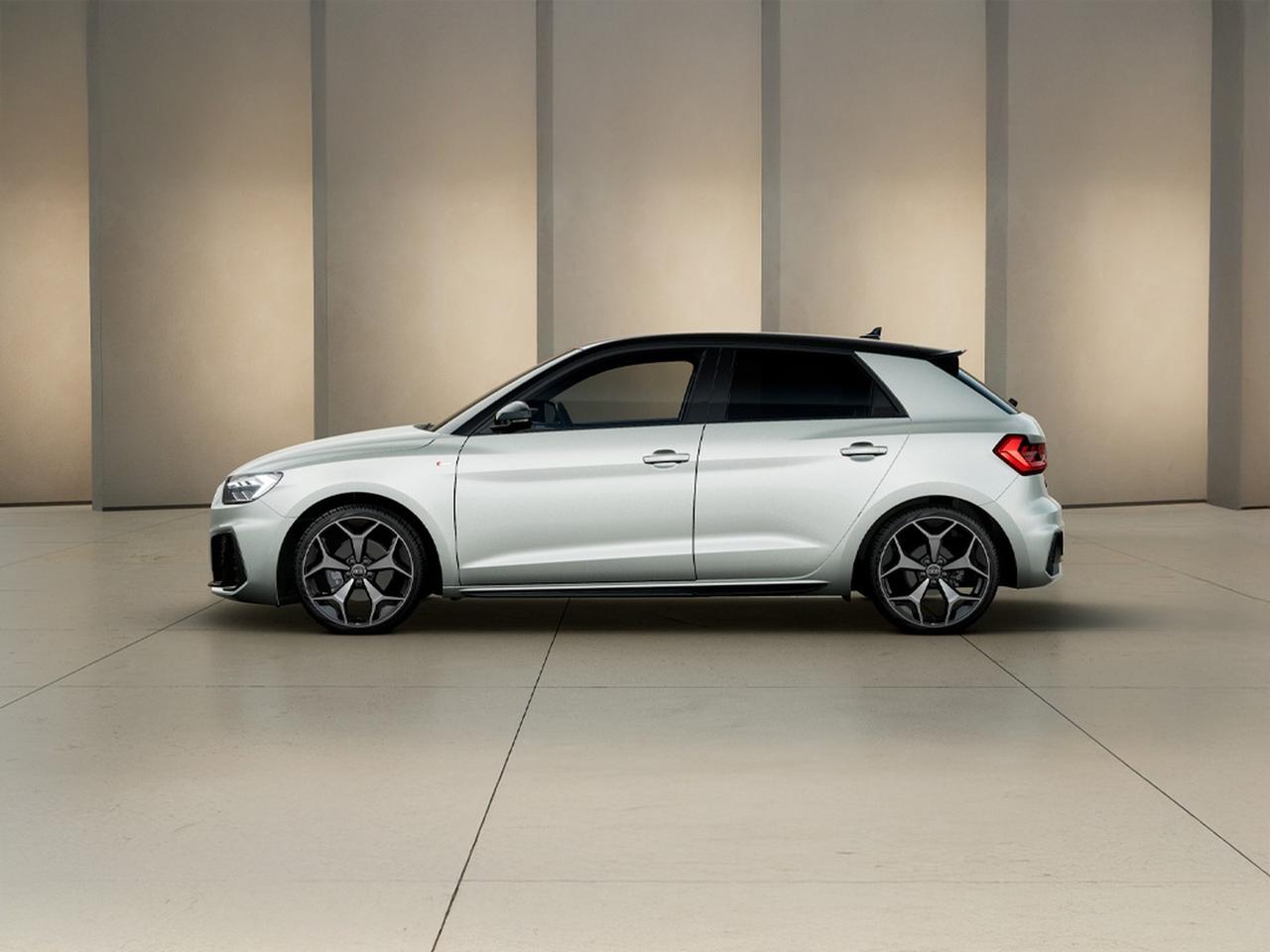 Audi A1 sportback 30 1.0 tfsi identity black 116cv s-tronic