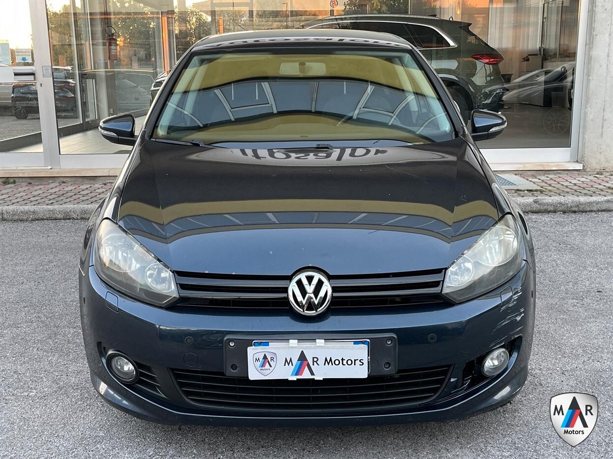 Volkswagen Golf 1.6 TDI DPF DSG 5p. R Line