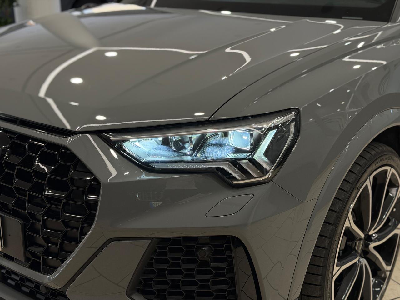 Audi RSQ3 SPB quattro S tronic