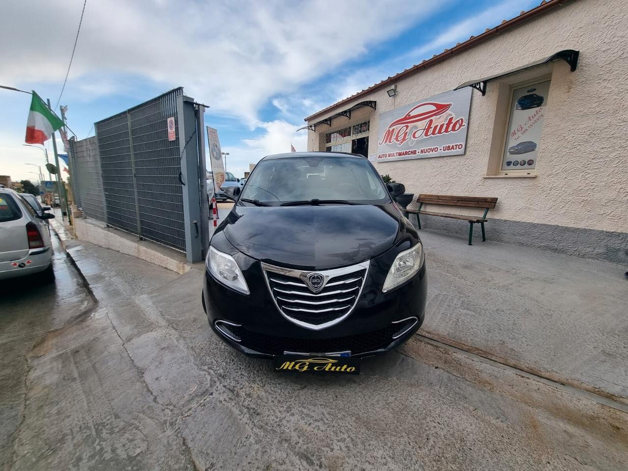 Lancia Ypsilon 1.2 69 CV 5 porte