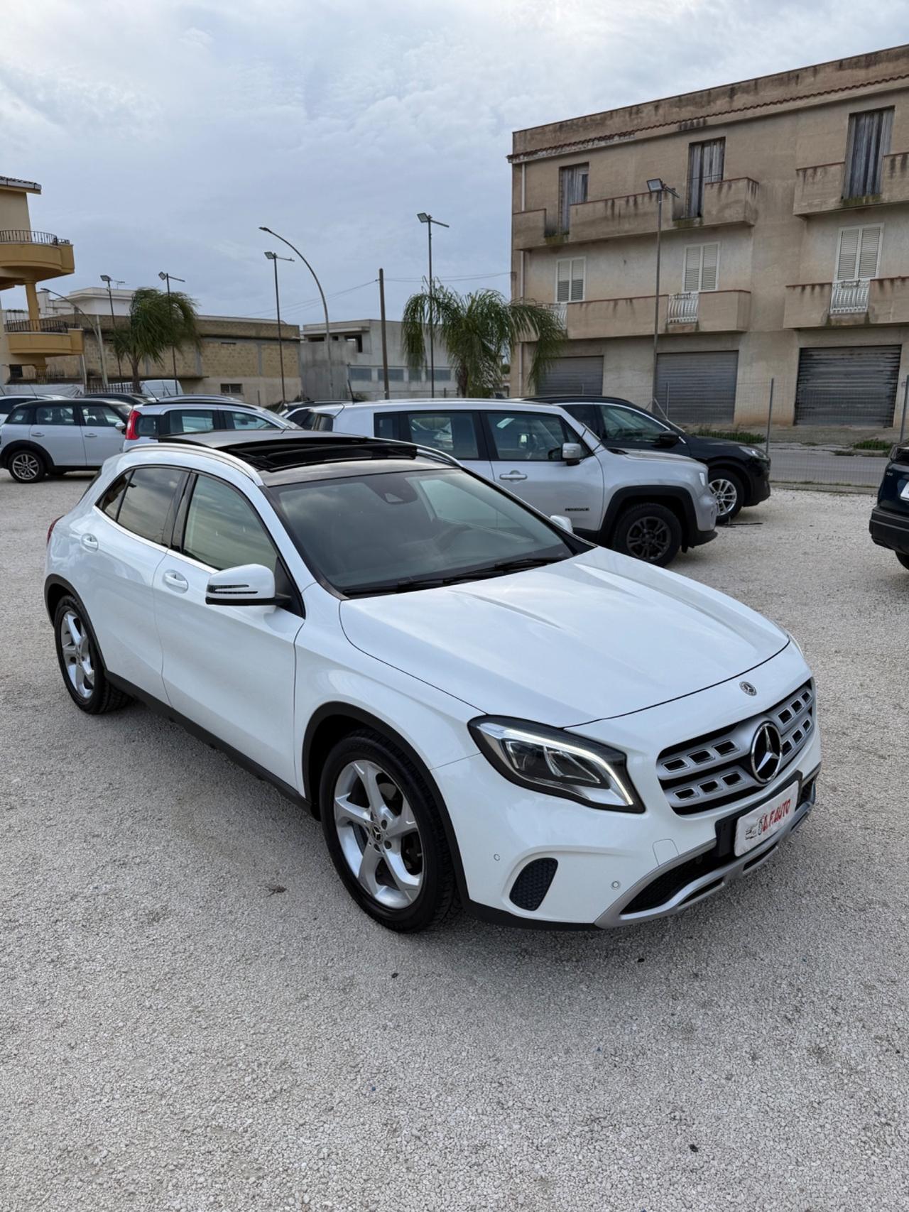 Mercedes-benz GLA 200 d Automatic Premium