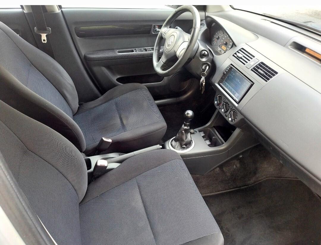 Suzuki Swift 1.3 4x4