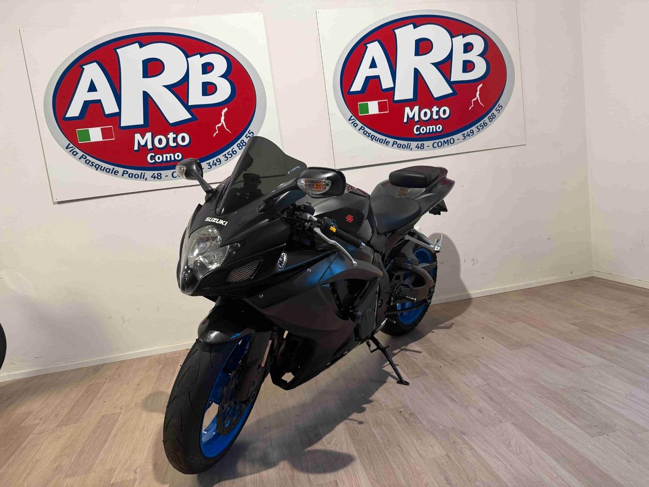 Suzuki GSX R 750
