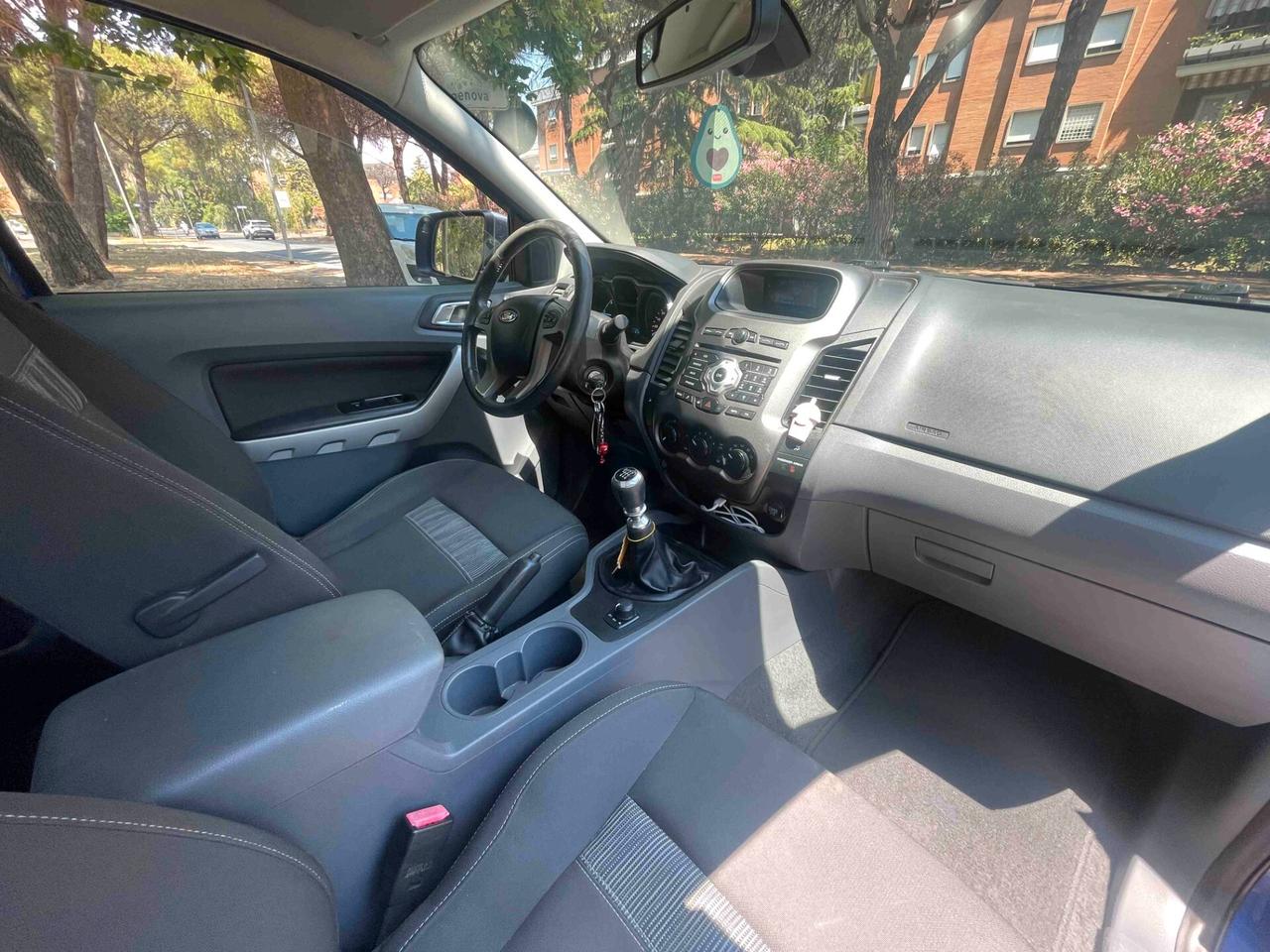 Ford Ranger 2.2 TDCi Super Cab XL GANCIO TRAINO