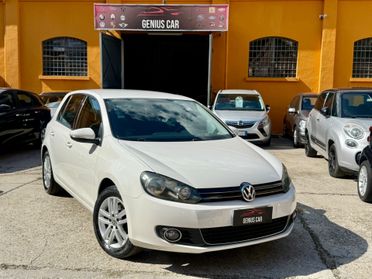 Volkswagen Golf 1.6 TDI DPF DSG 5p. Highline