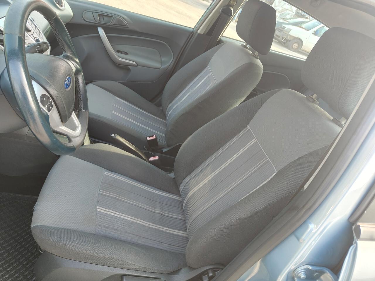 Ford Fiesta Fiesta+ 1.4 TDCi 68CV 5 porte