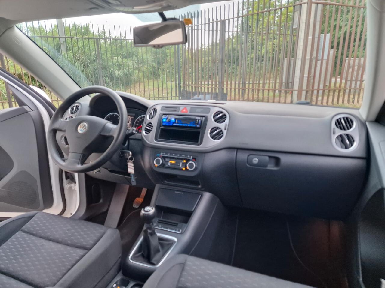 Volkswagen Tiguan 2.0 TDI DPF 4MOTION "159.000 km*