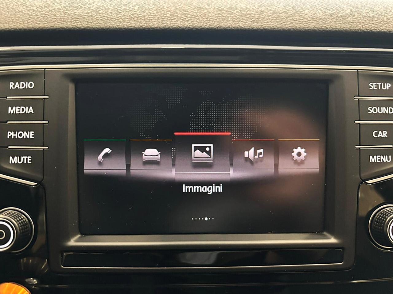 Volkswagen Golf 1.6 TDI 110CV *PARI AL NUOVO*