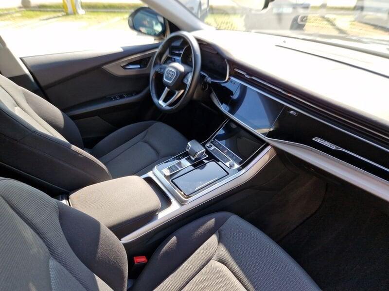 Audi Q8 45 TDI quattro tiptronic