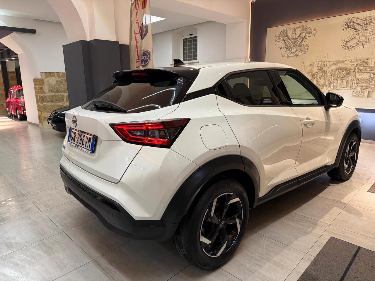 Nissan Juke 1.0 DIG-T 114 CV DCT N-Connecta