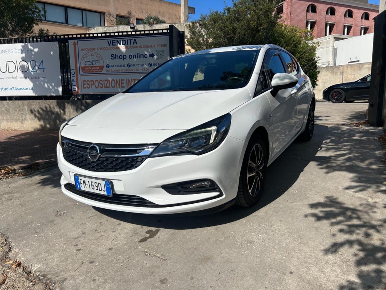 Opel Astra 1.6 CDTi 110CV