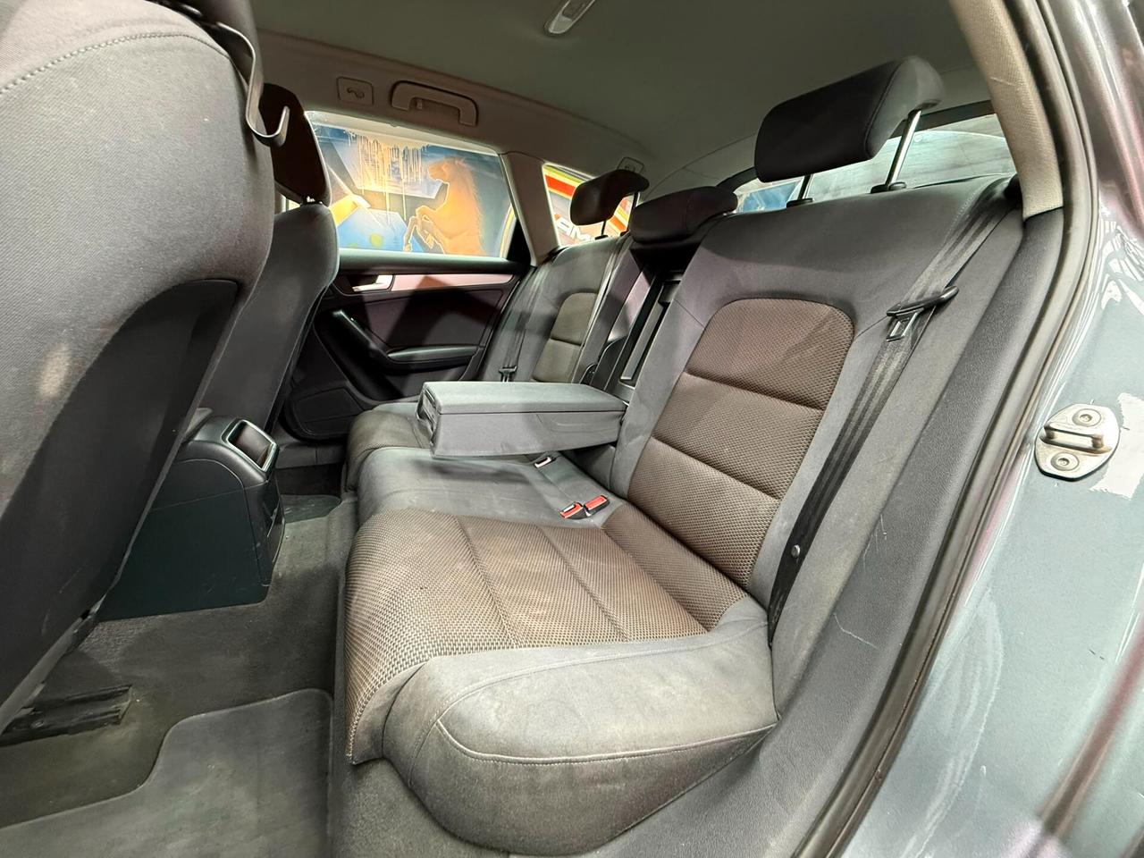 Audi A4 allroad 2.0 TDI 177 CV S tronic (050)