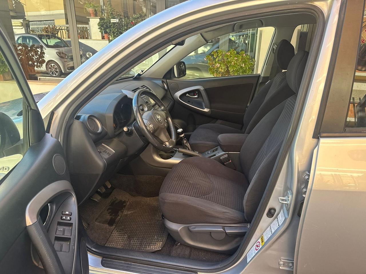 TOYOTA RAV4 Crossover 2.2 D-4D 136CV Sol