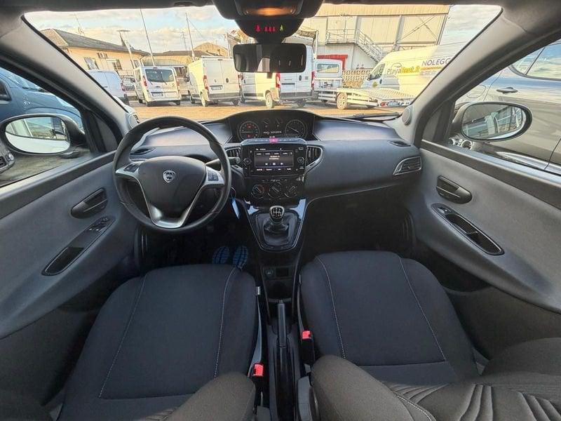 Lancia Ypsilon Ypsilon 1.0 FireFly 5 porte S&S Hybrid Ecochic Gold