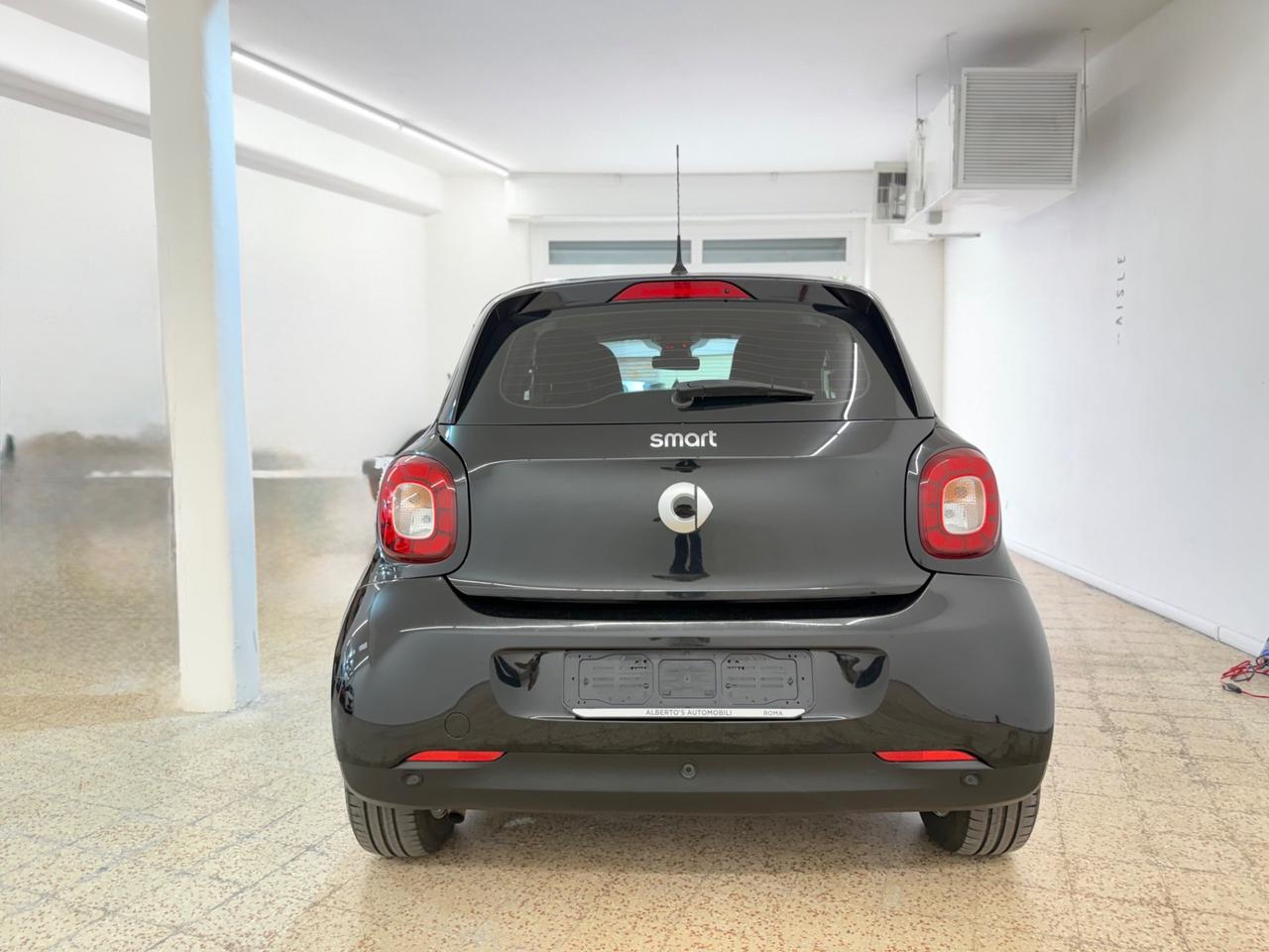 Smart ForFour 70 1.0 Passion Unipro Edition