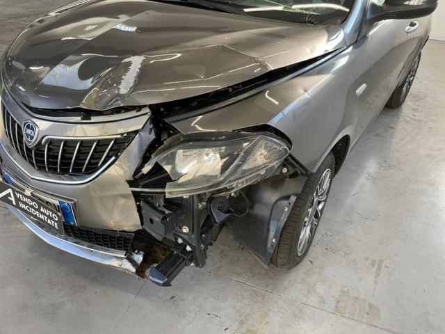 LANCIA Ypsilon 1.0 FIREFLY 5 PORTE S&S HYBRID