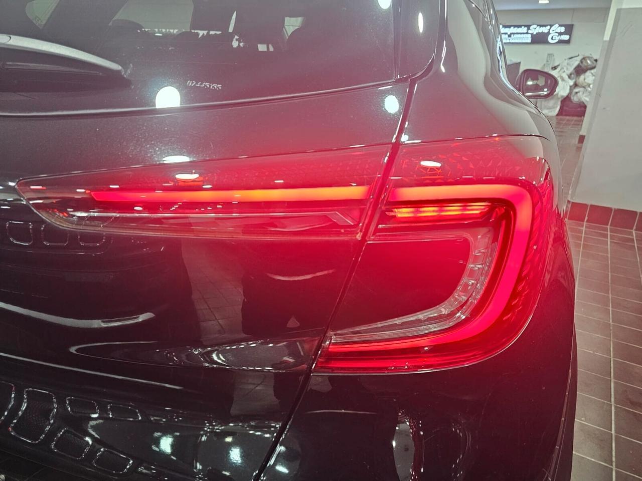 NUOVA RENAULT CAPTUR INTENS ENERGY BICOLOR EDITION 1.0 TCE 101CV B/GPL