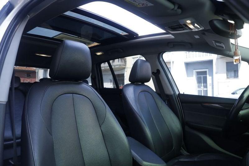 BMW Serie 2 Gran Tourer BMW Serie 2 Gran Tourer 220d xDrive Gran Tourer Luxury aut. 140KW ANNO 2017 7 POSTI
