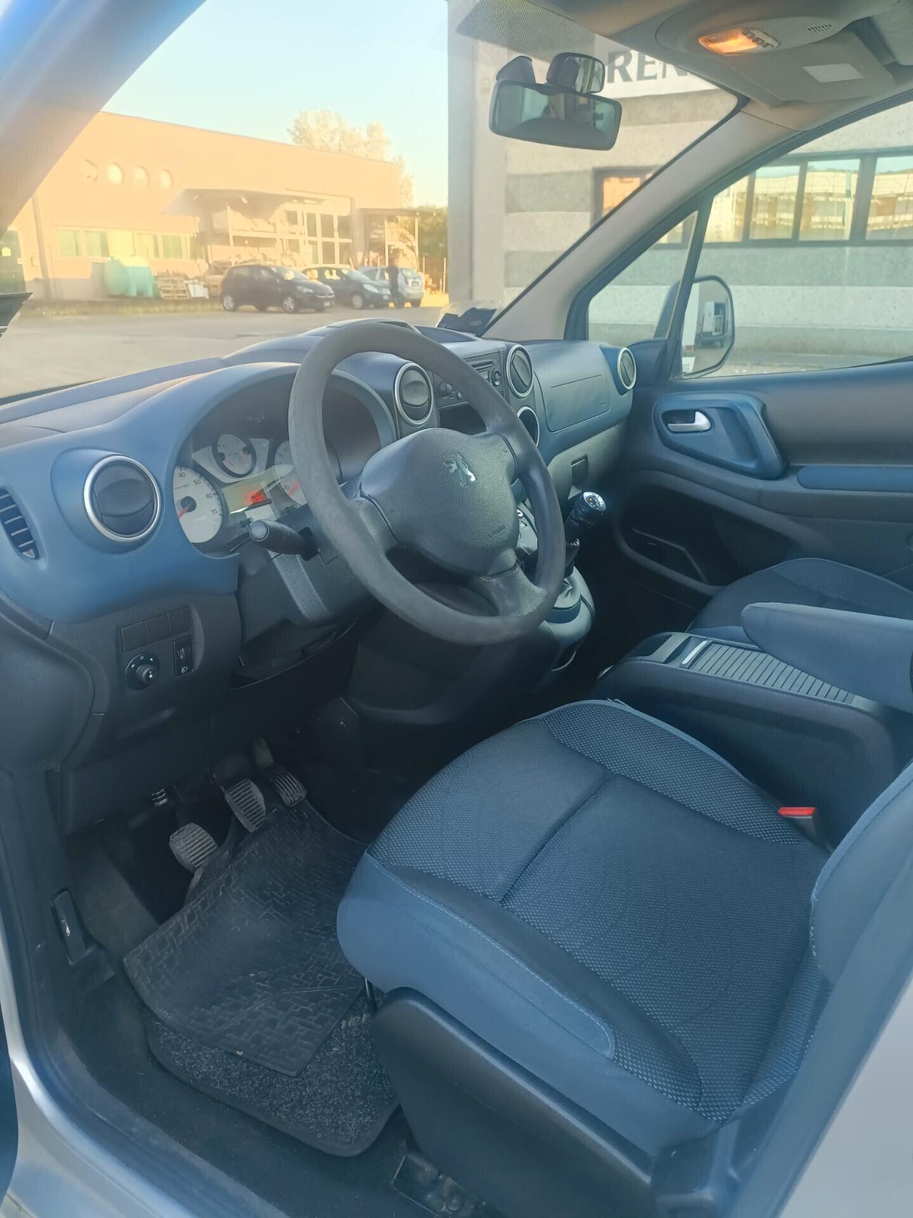 Peugeot Partner Tepee 1.6 HDi 115CV Outdoor