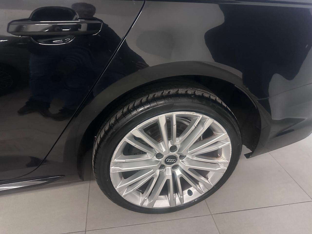 Audi A4 2.0 TDI 190 CV S Line