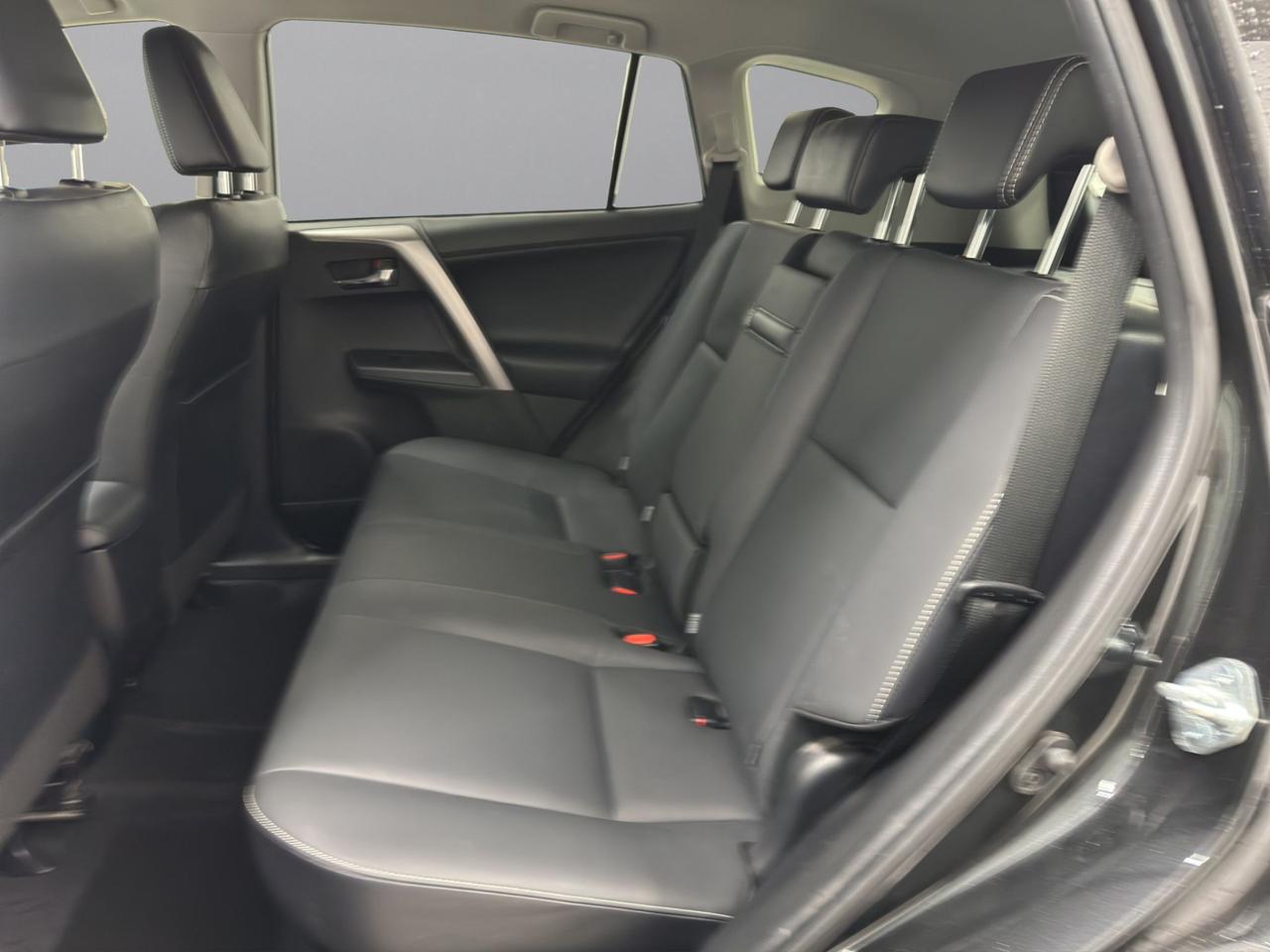 Toyota Rav4 2.5 vvt-i h LOUNGE 2wd e-cvt my17