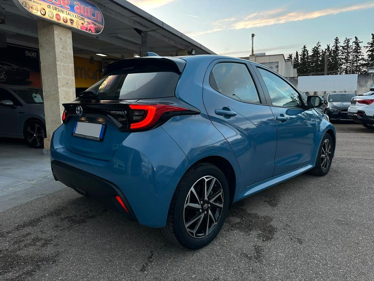Toyota Yaris 1.5 Hybrid 5 porte Lounge