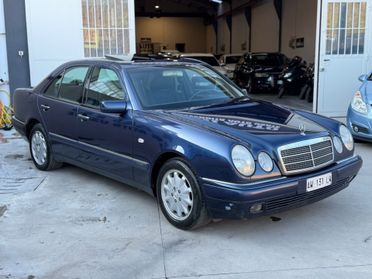 Mercedes-benz E 200 cat Classic