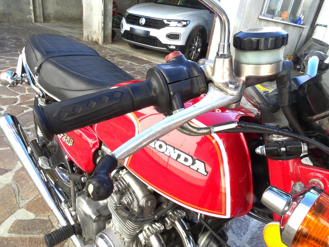 Honda CB 750 four ANNO 1975